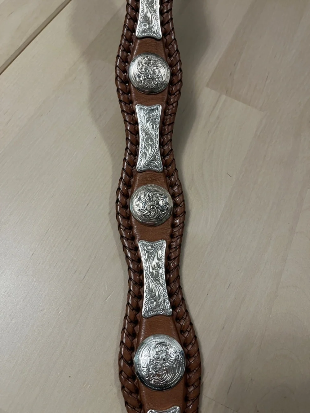 Tony Lama Brown Leather Scalloped Belt w/ Silver Tone Conchos Mens 42